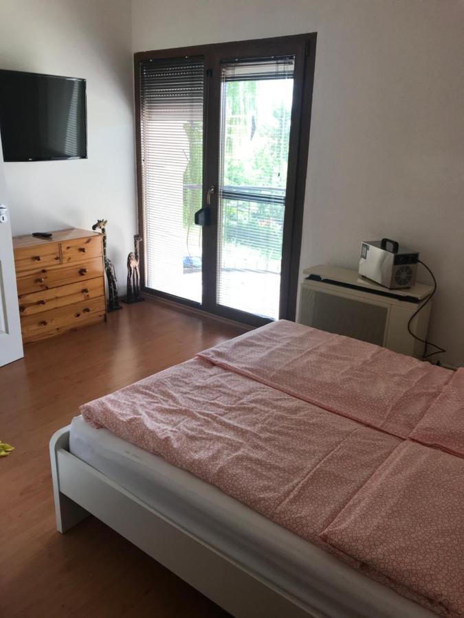 Csevi Apartmanhaz Mezőkövesd Eksteriør bilde