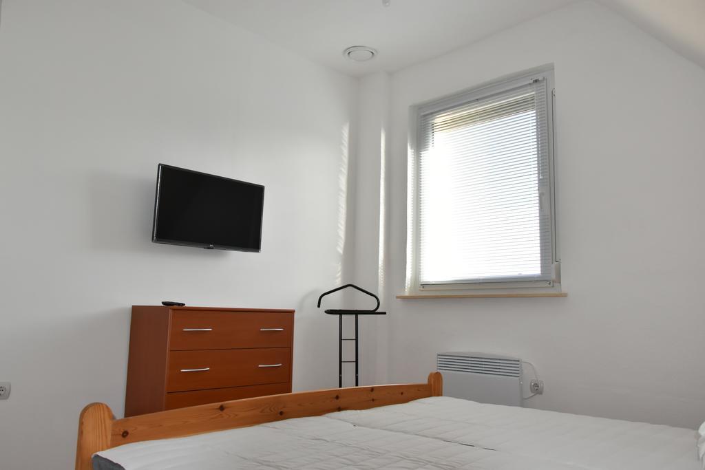 Csevi Apartmanhaz Mezőkövesd Eksteriør bilde